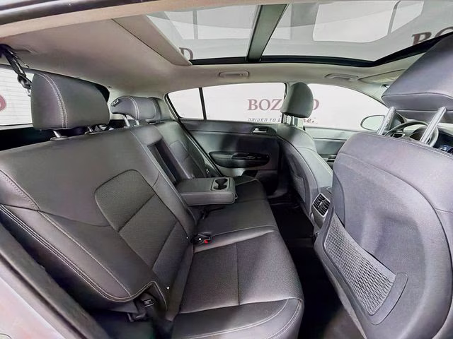 2022 Sparkling Silver Kia Sportage EX FWD SUV