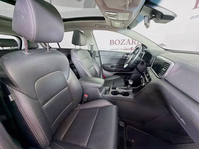 2022 Sparkling Silver Kia Sportage EX FWD SUV