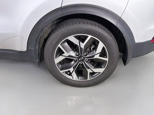 2022 Sparkling Silver Kia Sportage EX FWD SUV