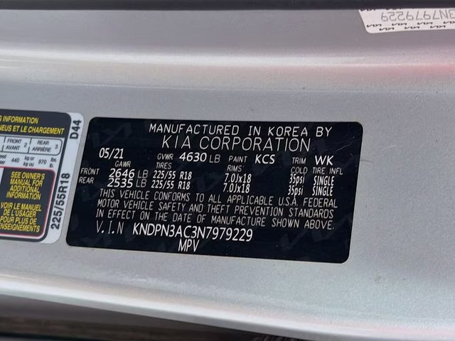 2022 Sparkling Silver Kia Sportage EX FWD SUV