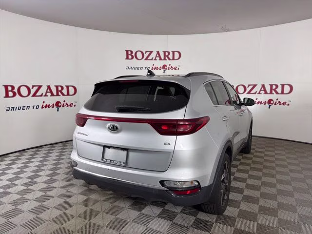 2022 Sparkling Silver Kia Sportage EX FWD SUV