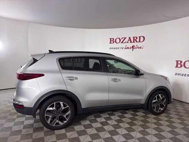 2022 Sparkling Silver Kia Sportage EX FWD SUV