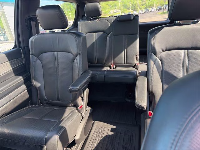 2022 Velvet Red Pearlcoat Jeep Wagoneer Series III 4X4 SUV