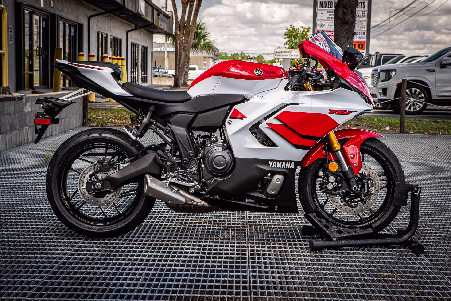 2026 70th Anniversary Edition Yamaha YZF-R7 Motorcycle