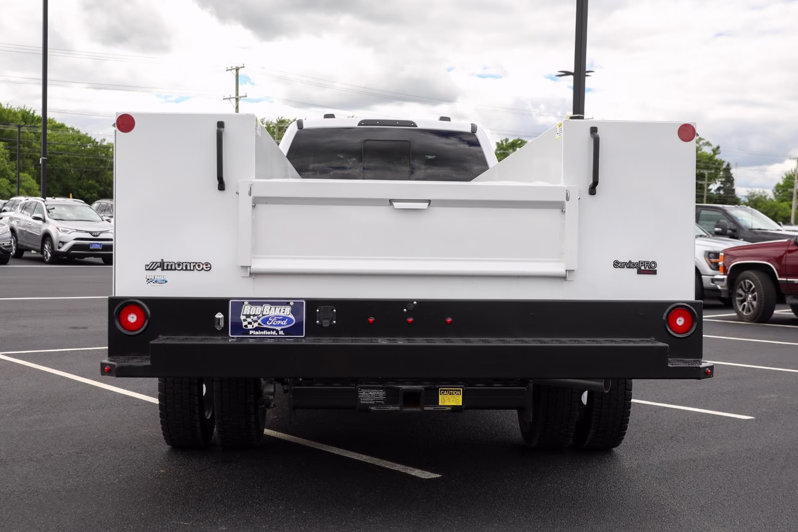 2026 Oxford White Ford Super Duty F-550 DRW XL 4X4 Truck