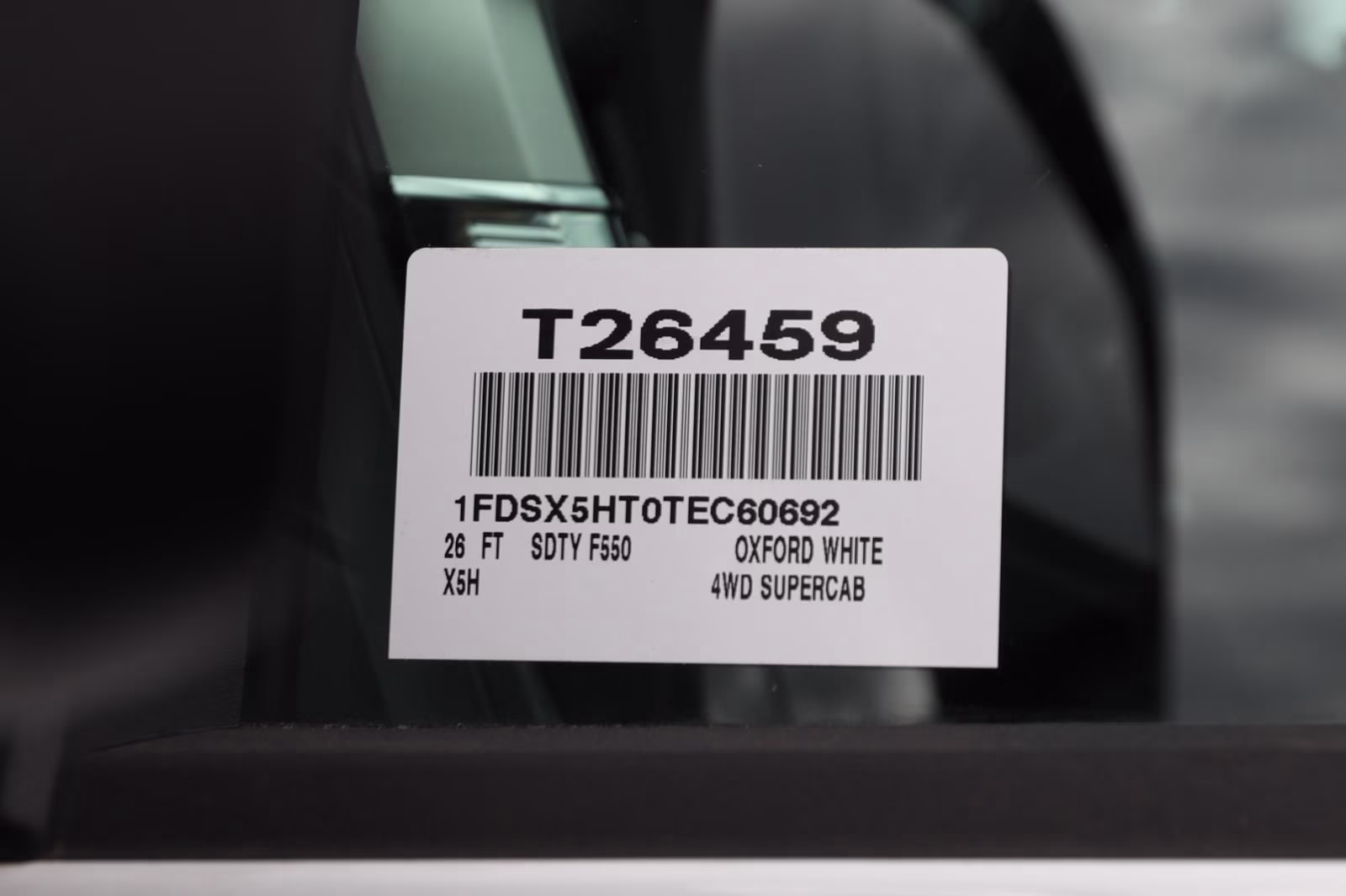 2026 Oxford White Ford Super Duty F-550 DRW XL 4X4 Truck