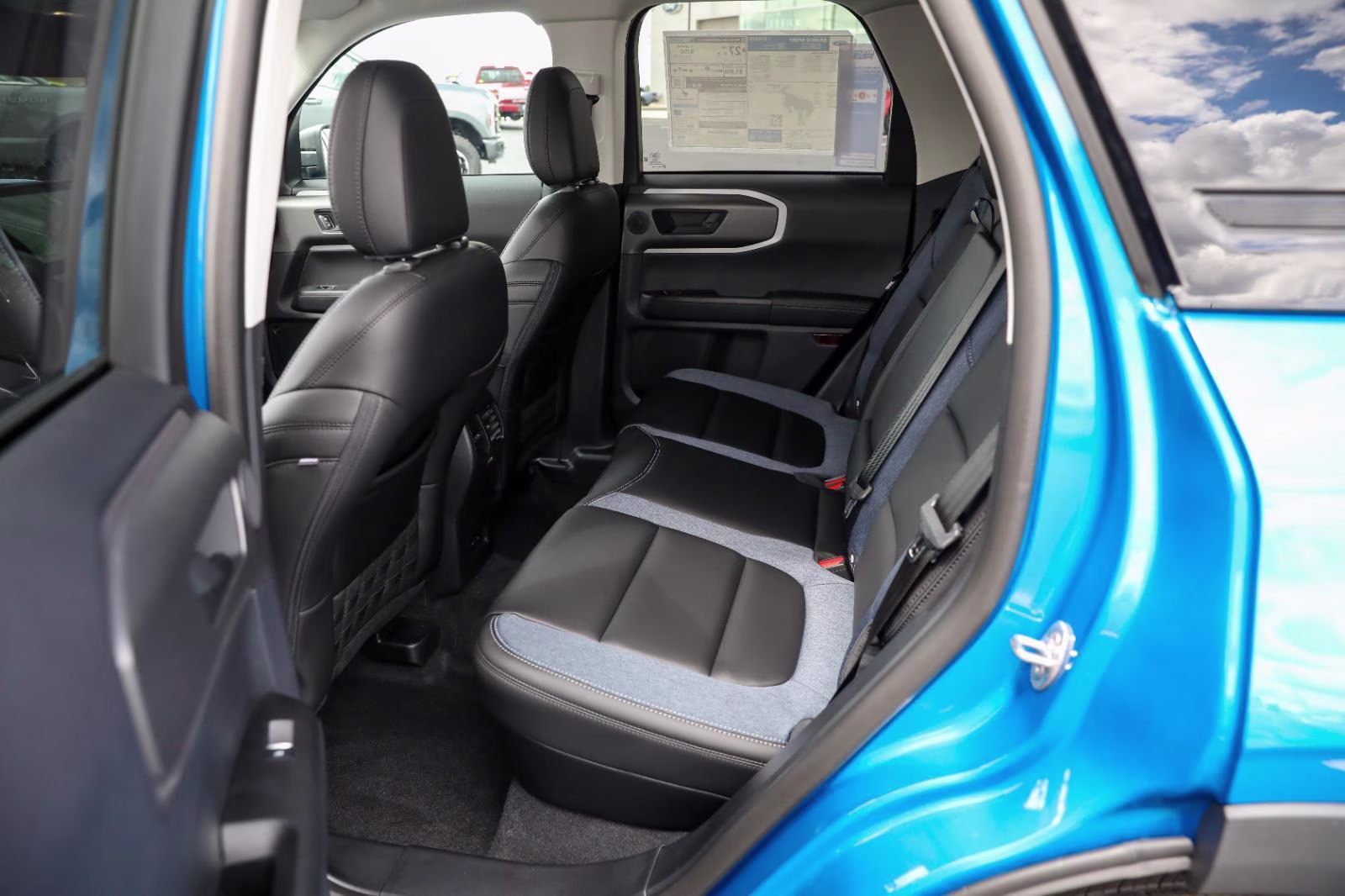 2026 Velocity Blue Metallic Ford Bronco Sport Outer Banks 4X4 SUV