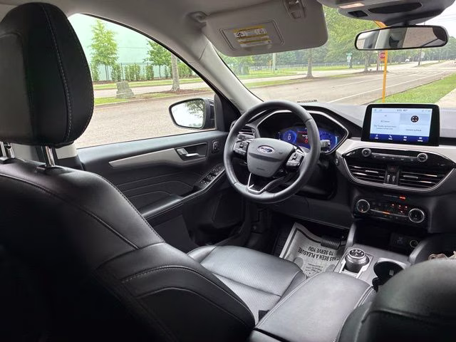 2022 Agate Black Metallic Ford Escape SEL FWD SUV