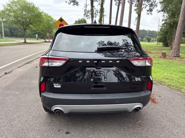 2022 Agate Black Metallic Ford Escape SEL FWD SUV