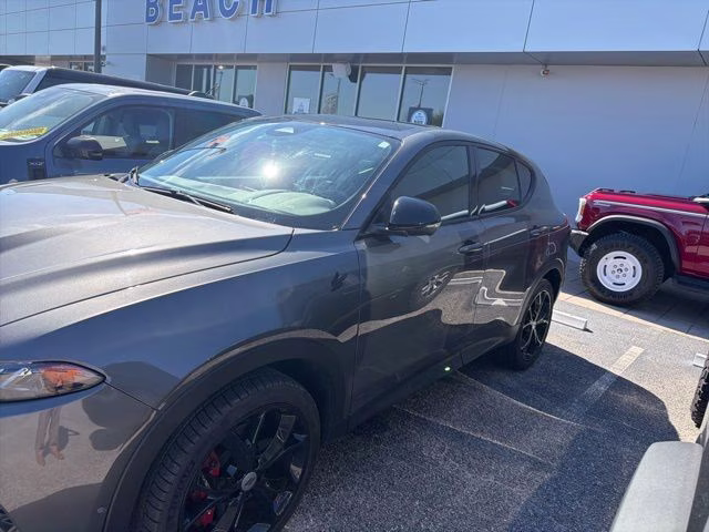 2023 Gray Cray Dodge Hornet GT Plus AWD SUV