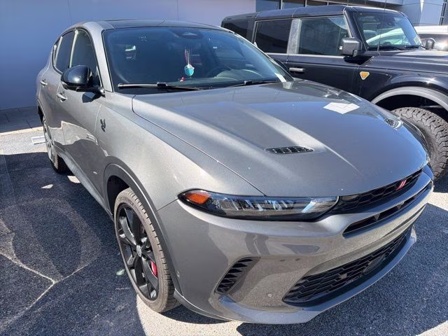2023 Gray Cray Dodge Hornet GT Plus AWD SUV