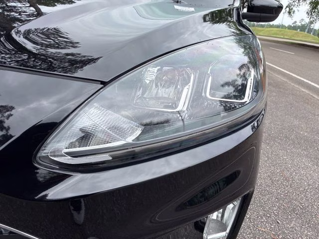 2022 Agate Black Metallic Ford Escape SEL FWD SUV