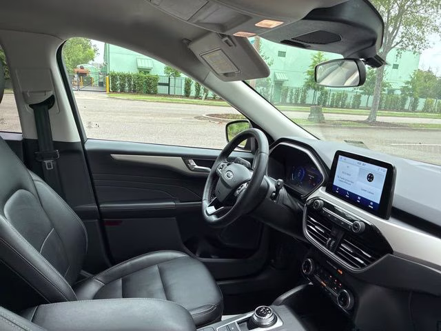2022 Agate Black Metallic Ford Escape SEL FWD SUV