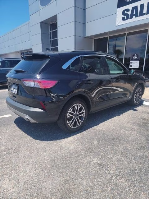 2022 Agate Black Metallic Ford Escape SEL FWD SUV