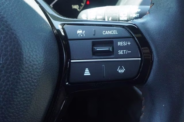 2024 White Honda HR-V Sport AWD SUV