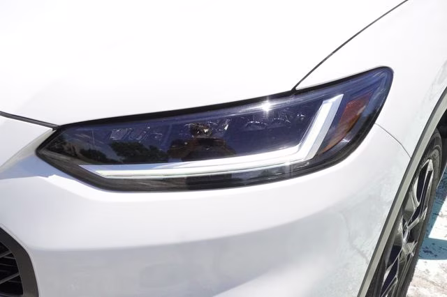 2024 White Honda HR-V Sport AWD SUV