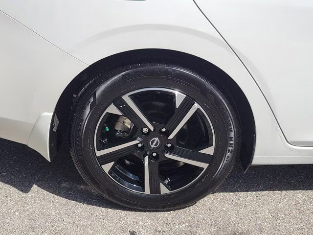 2025 Aspen White Tricoat Nissan Sentra SV FWD Sedan