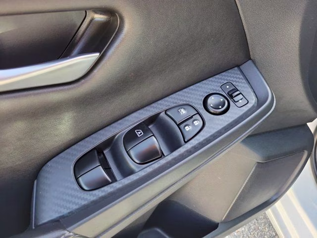 2025 Aspen White Tricoat Nissan Sentra SV FWD Sedan
