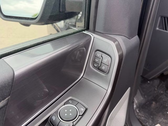2026 Agate Black Metallic Ford F-150 Lariat 4X4 Truck