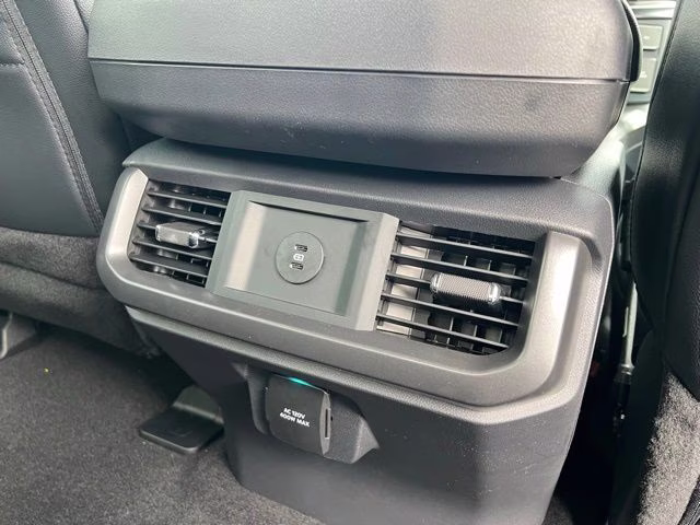 2026 Oxford White Ford F-150 Lariat 4X4 Truck