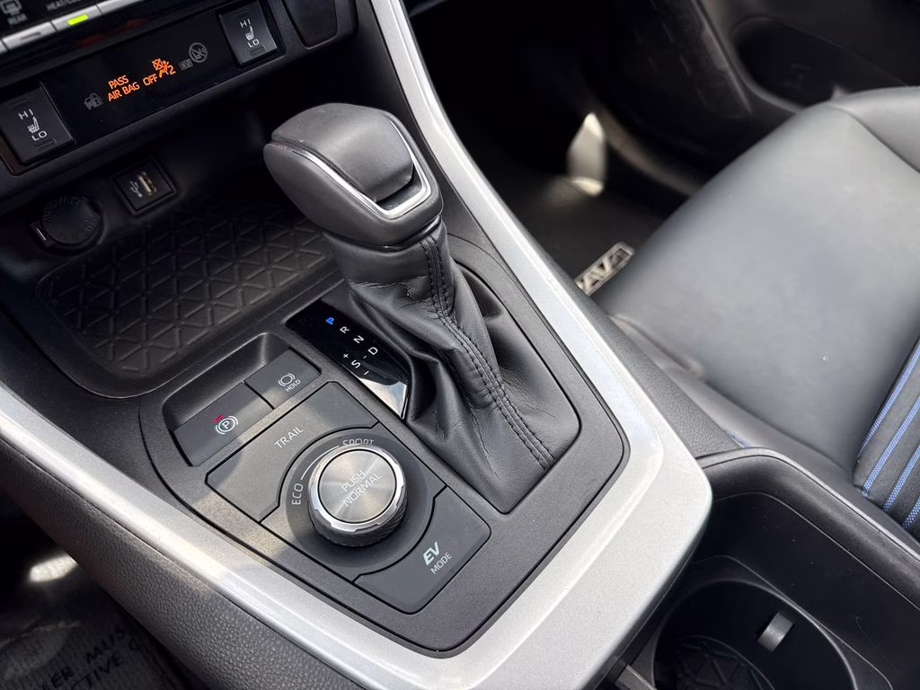 2024 Magnetic Gray Metallic Toyota RAV4 Hybrid XSE AWD SUV