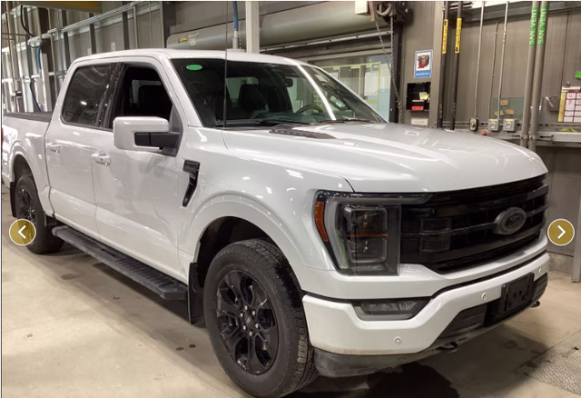 2023 Oxford White Ford F-150 Lariat 4X4 Truck