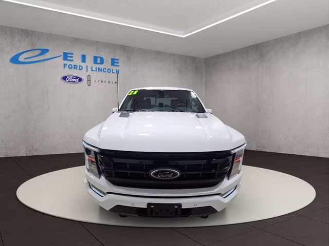 2023 Oxford White Ford F-150 Lariat 4X4 Truck