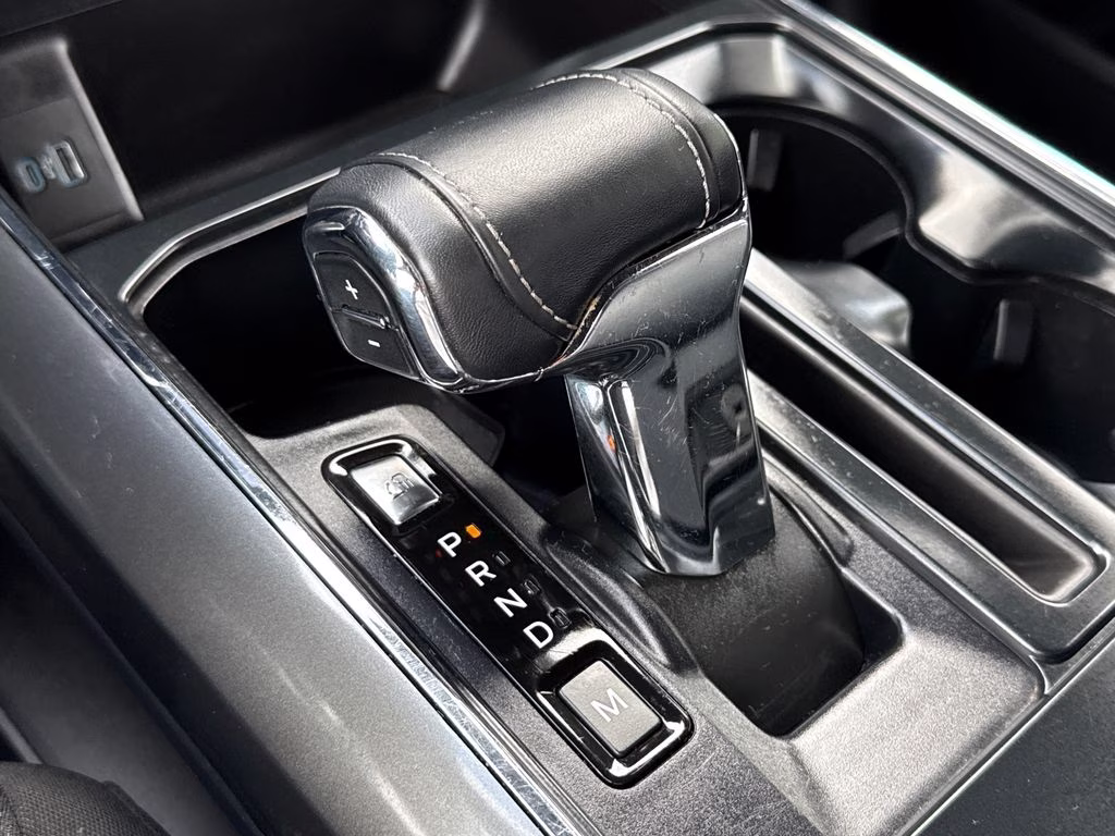 2023 Agate Black Metallic Ford F-150 XLT 4X4 Truck