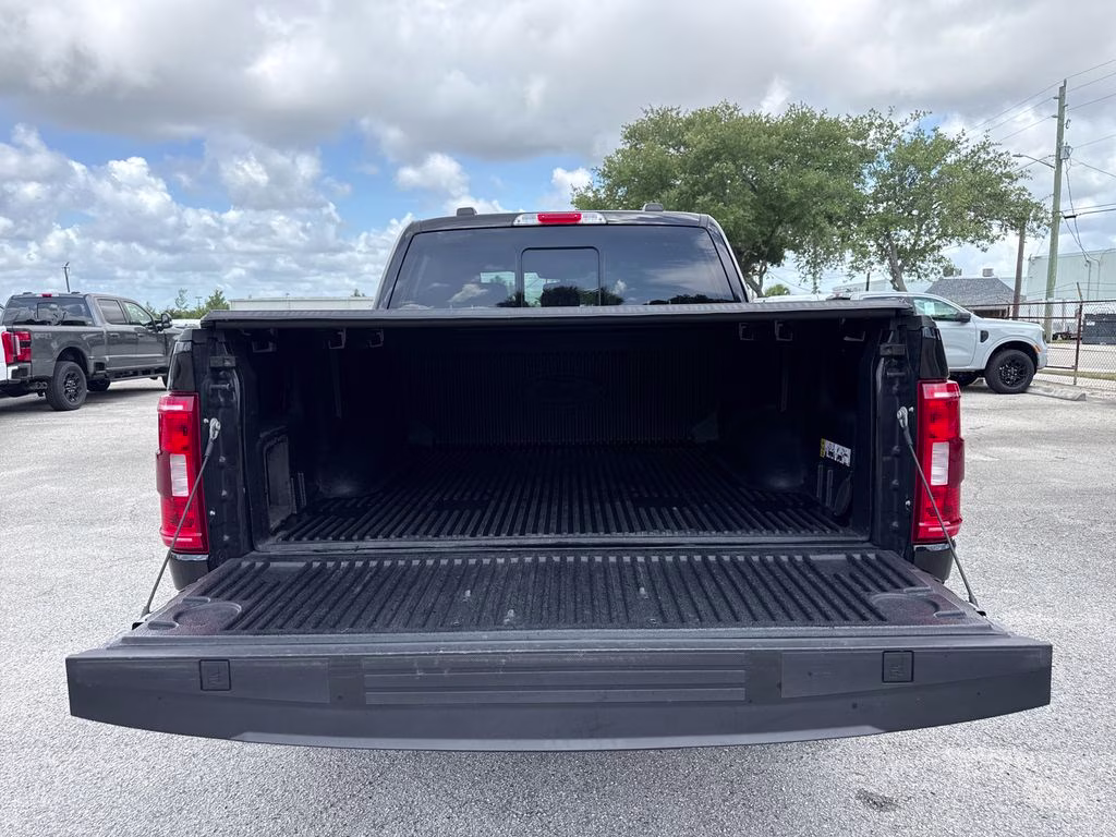 2023 Agate Black Metallic Ford F-150 XLT 4X4 Truck