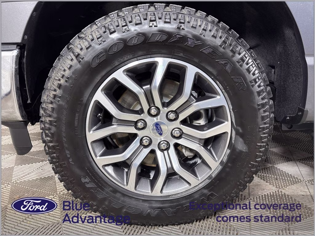 2022 Gray Metallic Ford F-150 Lariat 4X4 Truck