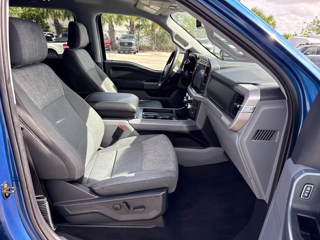 2023 Atlas Blue Metallic Ford F-150 XLT RWD Truck