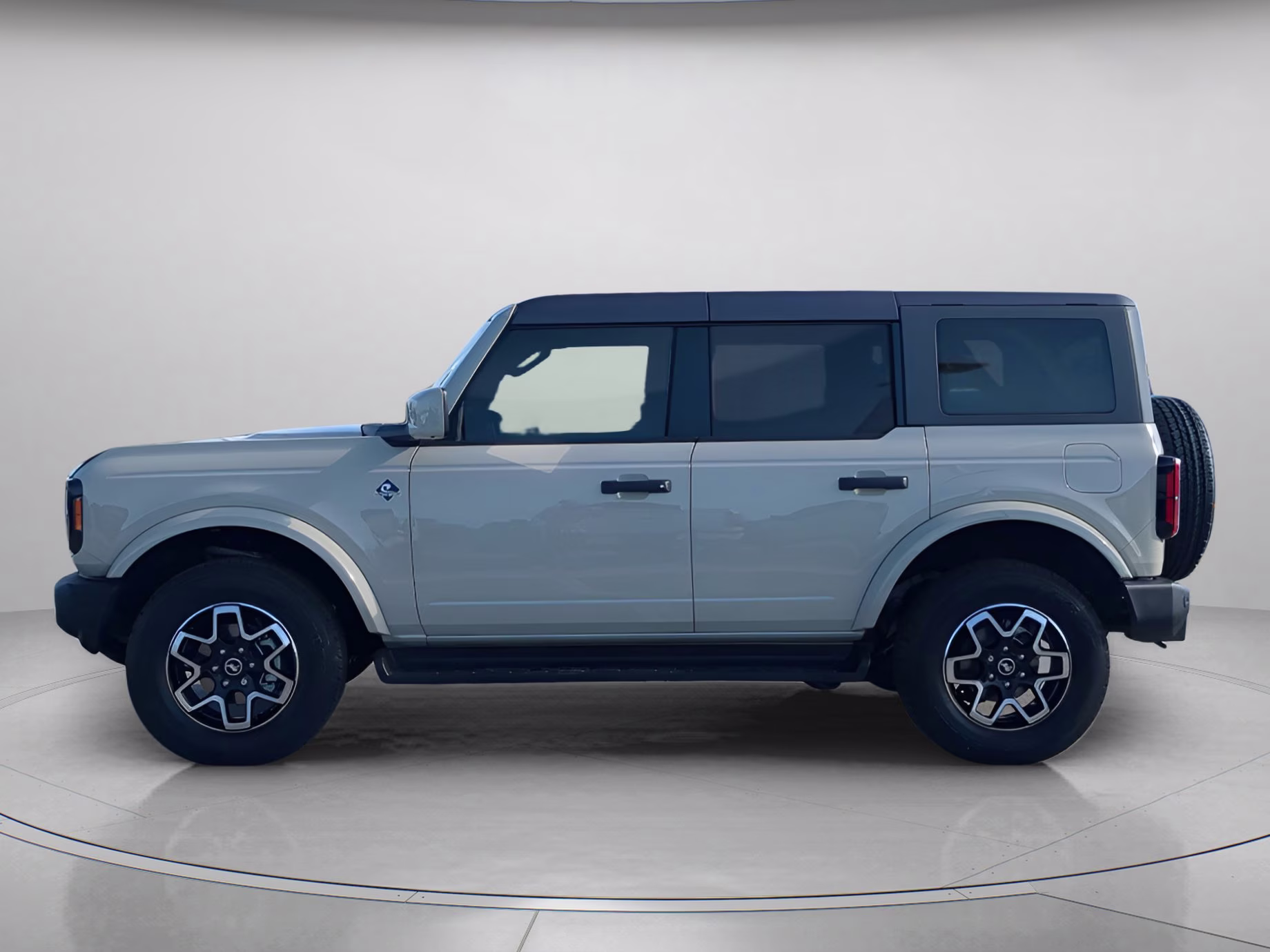 2026 Beige Ford Bronco Outer Banks 4X4 Convertible
