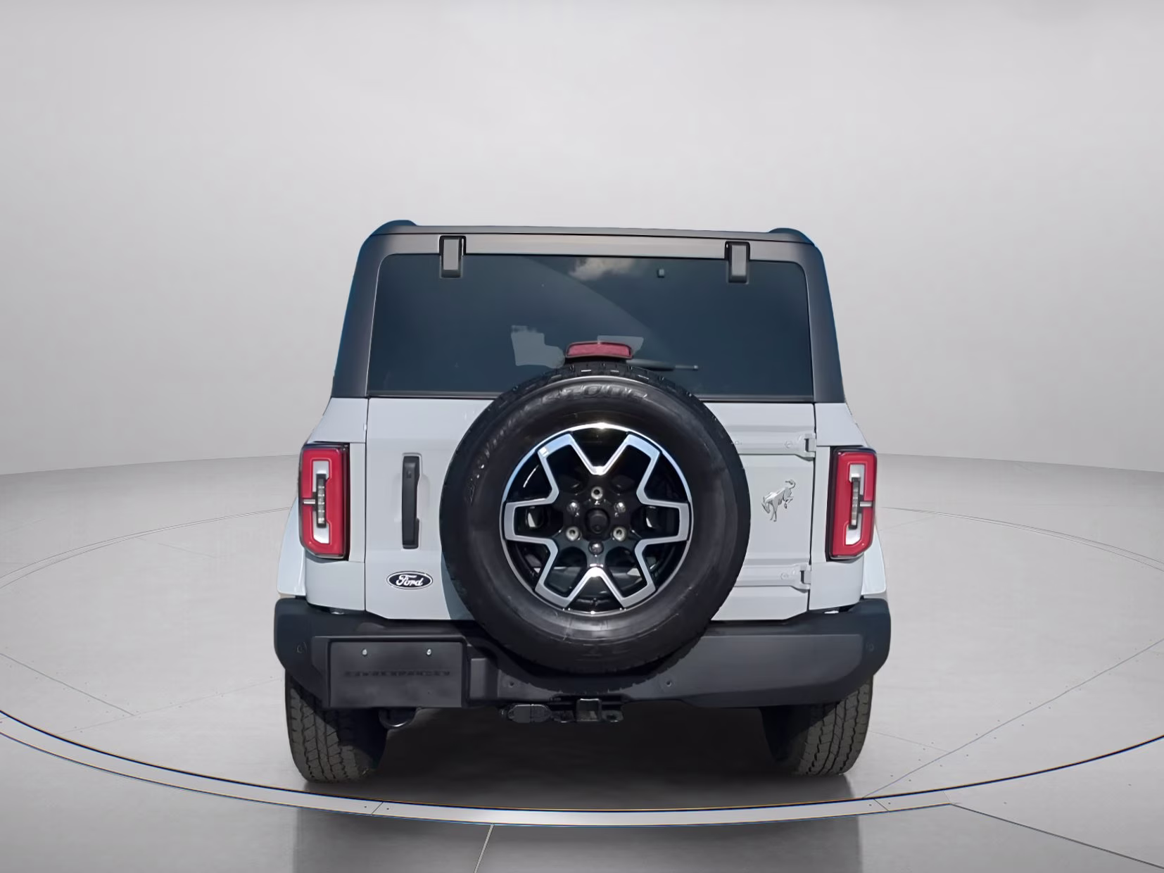 2026 Avalanche Gray Ford Bronco Outer Banks 4X4 Convertible