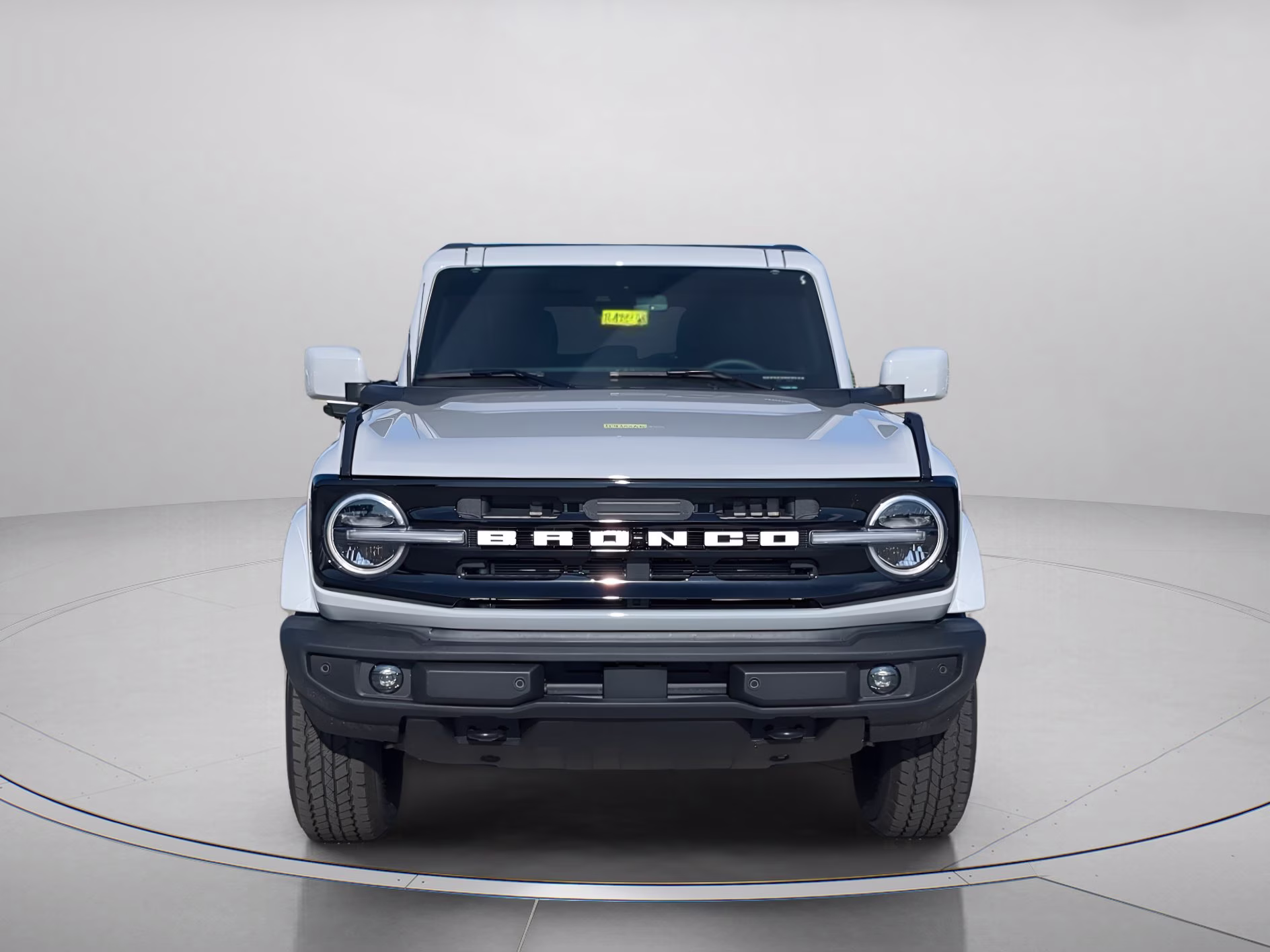 2026 Avalanche Gray Ford Bronco Outer Banks 4X4 Convertible