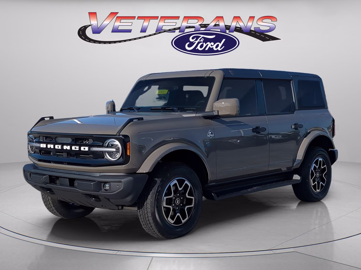 2026 Marsh Gray Ford Bronco Outer Banks 4X4 Convertible