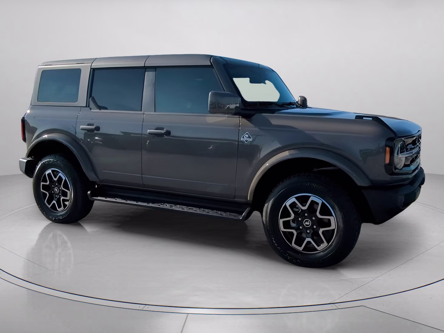 2026 Marsh Gray Ford Bronco Outer Banks 4X4 Convertible