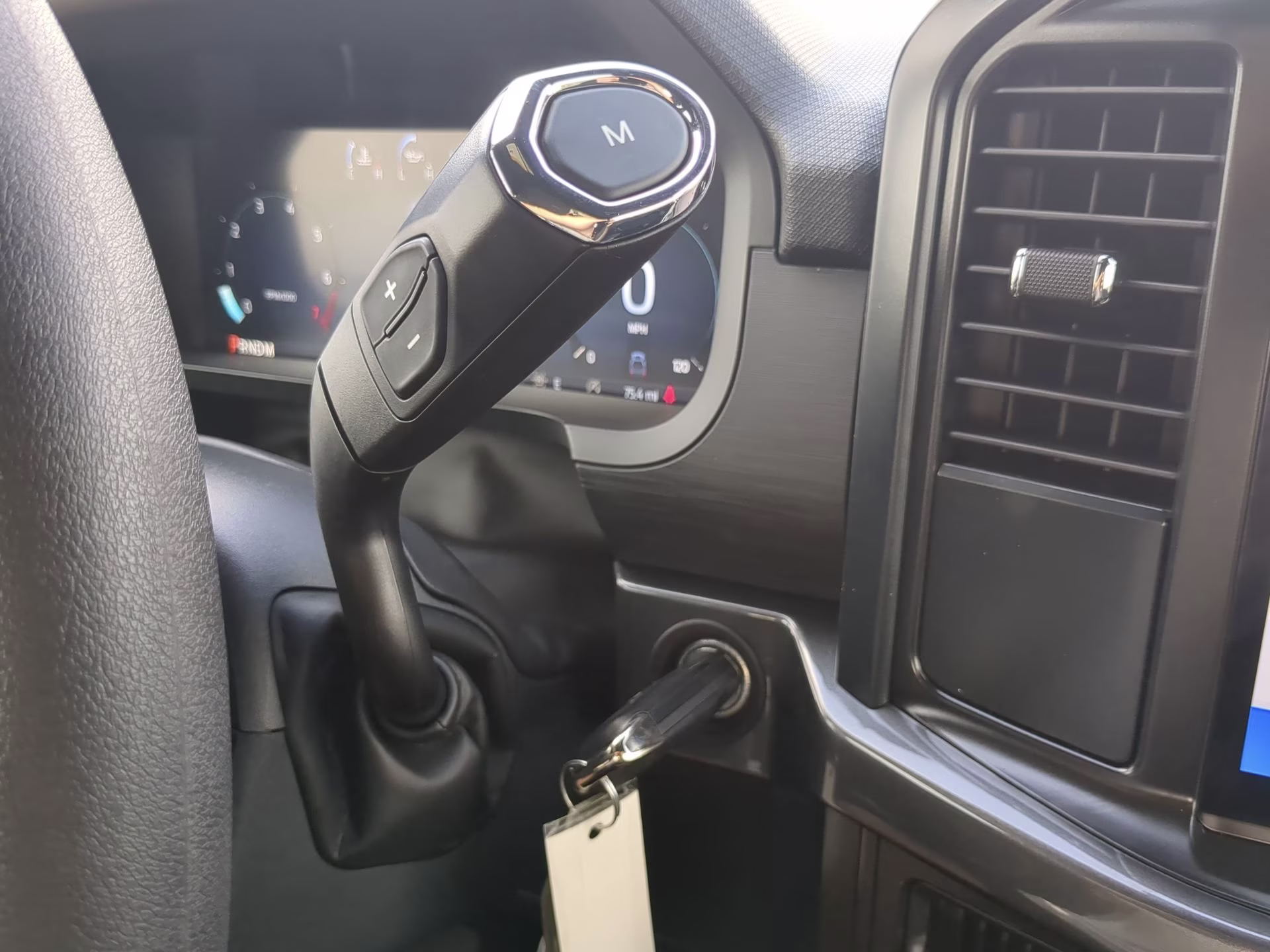 2026 Oxford White Ford F-150 STX Crew Cab Pickup RWD Truck
