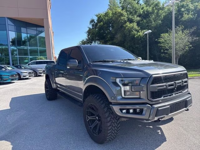 2018 Magnetic Metallic Ford F-150 Raptor Crew Cab Pickup 4X4 Truck