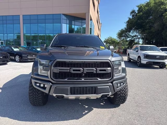 2018 Magnetic Metallic Ford F-150 Raptor Crew Cab Pickup 4X4 Truck