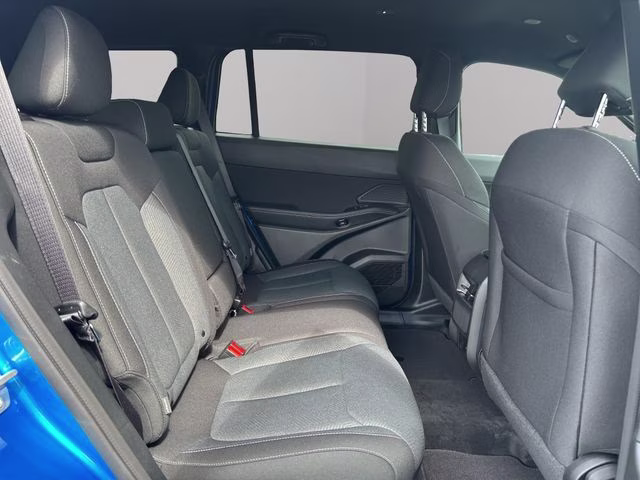2026 Hydro Blue Pearlcoat Jeep Cherokee Laredo 4X4 SUV