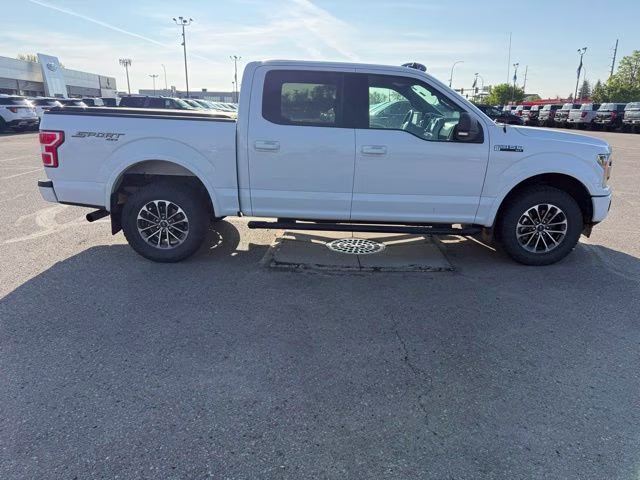 2019 Oxford White Ford F-150 XLT 4X4 Truck