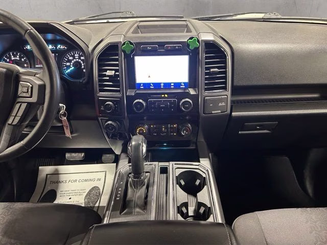 2019 Oxford White Ford F-150 XLT 4X4 Truck