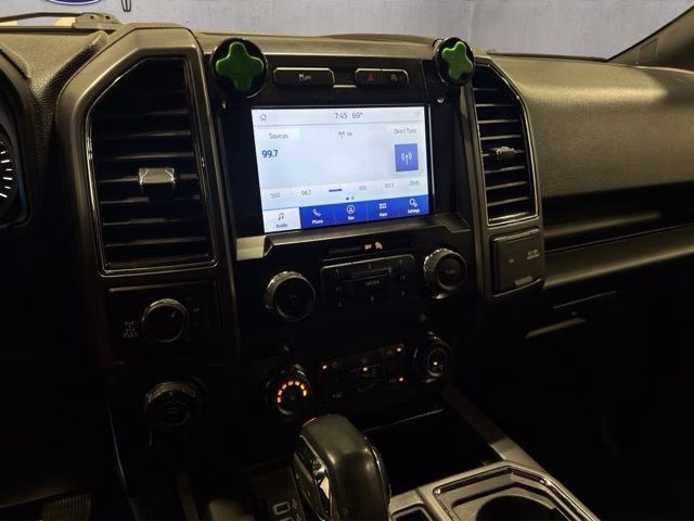 2019 Oxford White Ford F-150 XLT 4X4 Truck