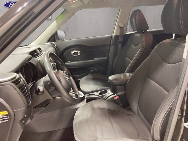 2014 Shadow Black Kia Soul Base FWD Hatchback