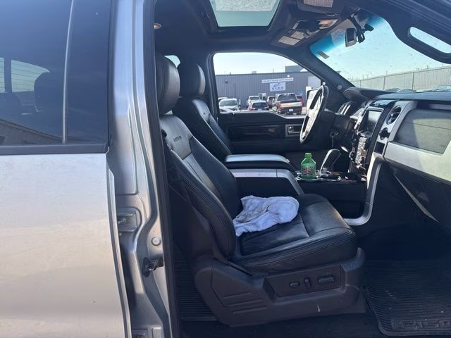 2013 Silver Ford F-150 Platinum 4X4 Truck