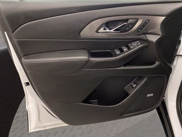 2023 Summit White Chevrolet Traverse Premier AWD SUV