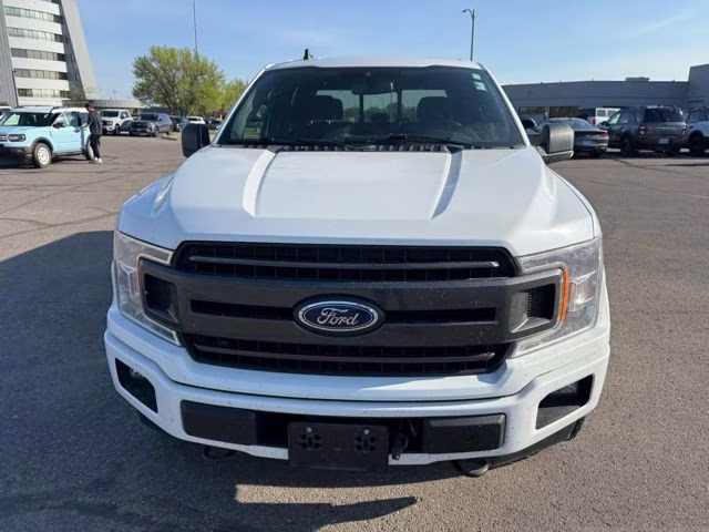 2019 Oxford White Ford F-150 XLT 4X4 Truck
