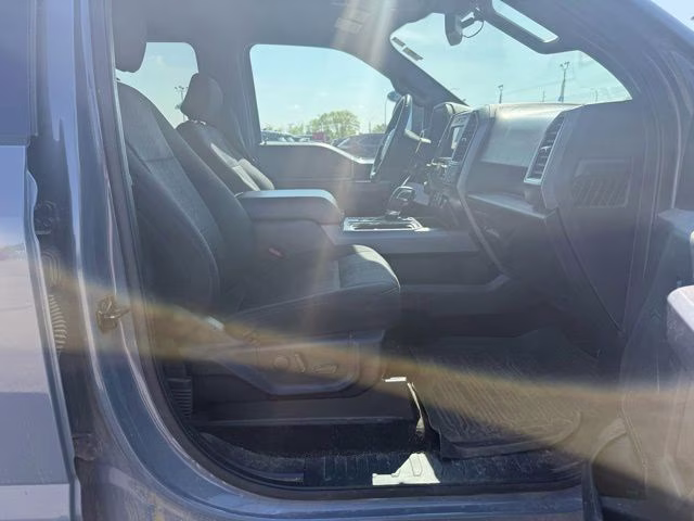2020 Abyss Gray Metallic Ford F-150 XLT 4X4 Truck