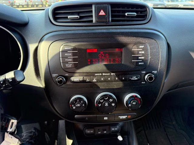 2014 Shadow Black Kia Soul Base FWD Hatchback