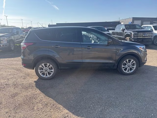 2017 Magnetic Ford Escape SE 4X4 SUV